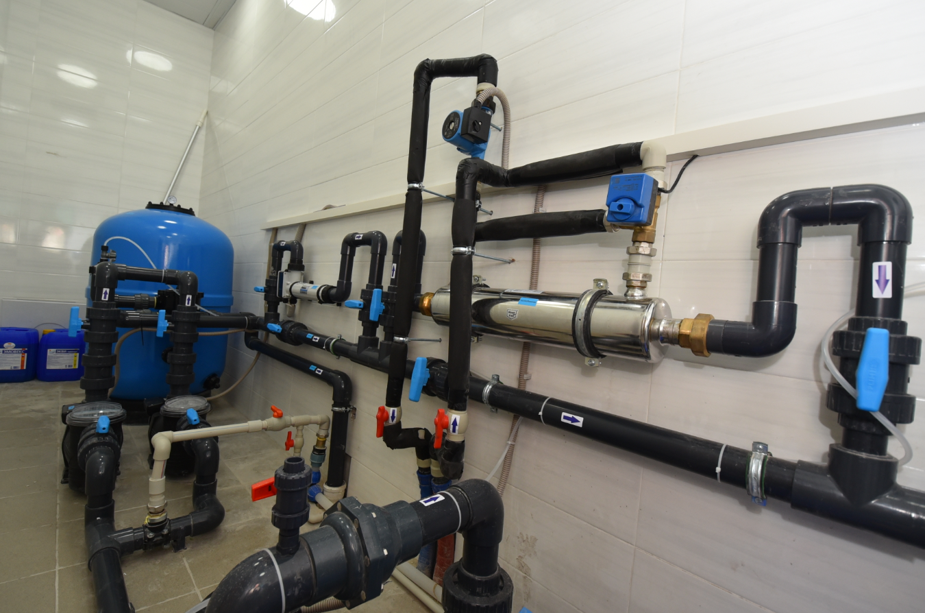 Частный бассейн в доме, проект под ключ